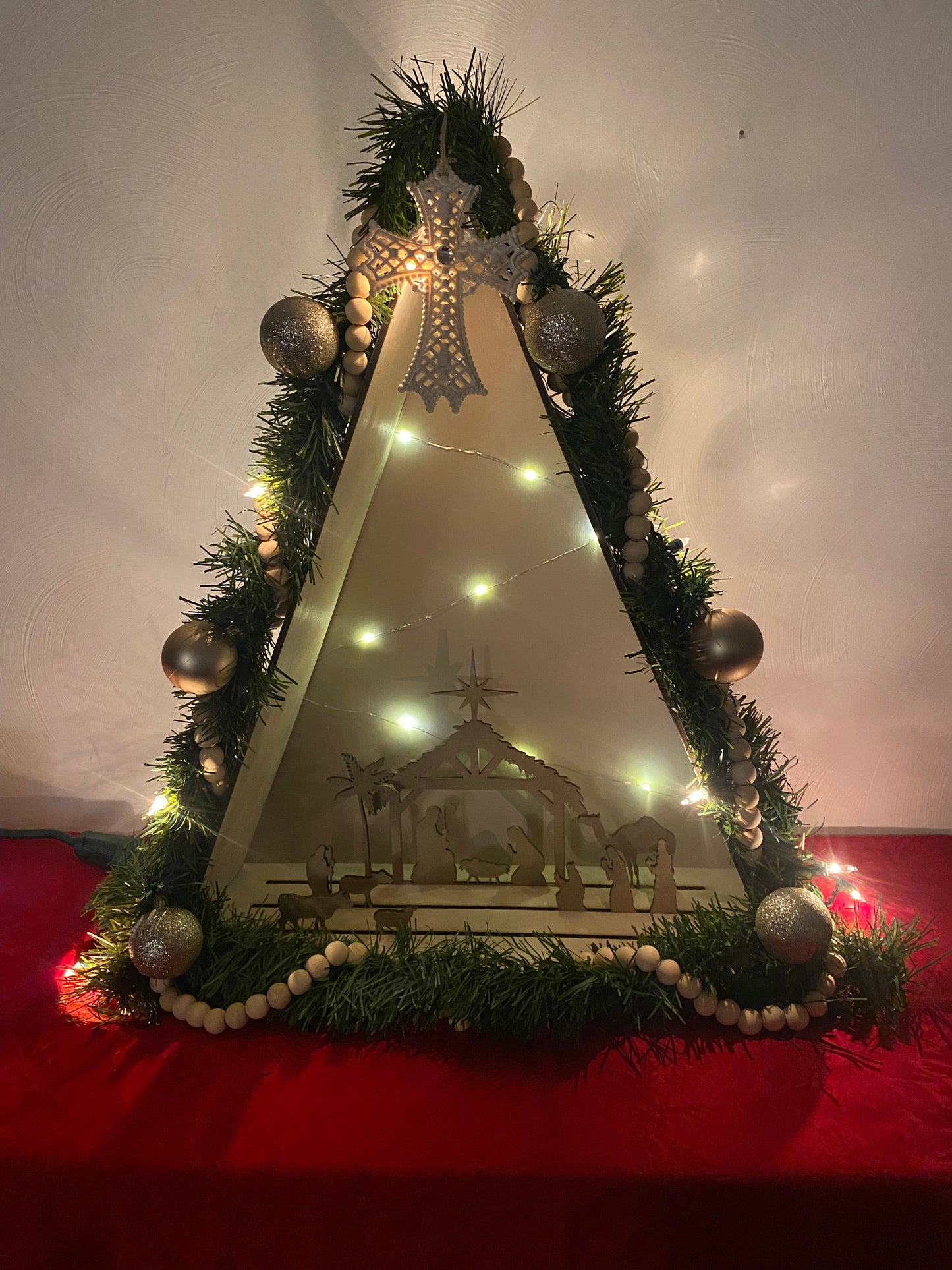 nativity tree