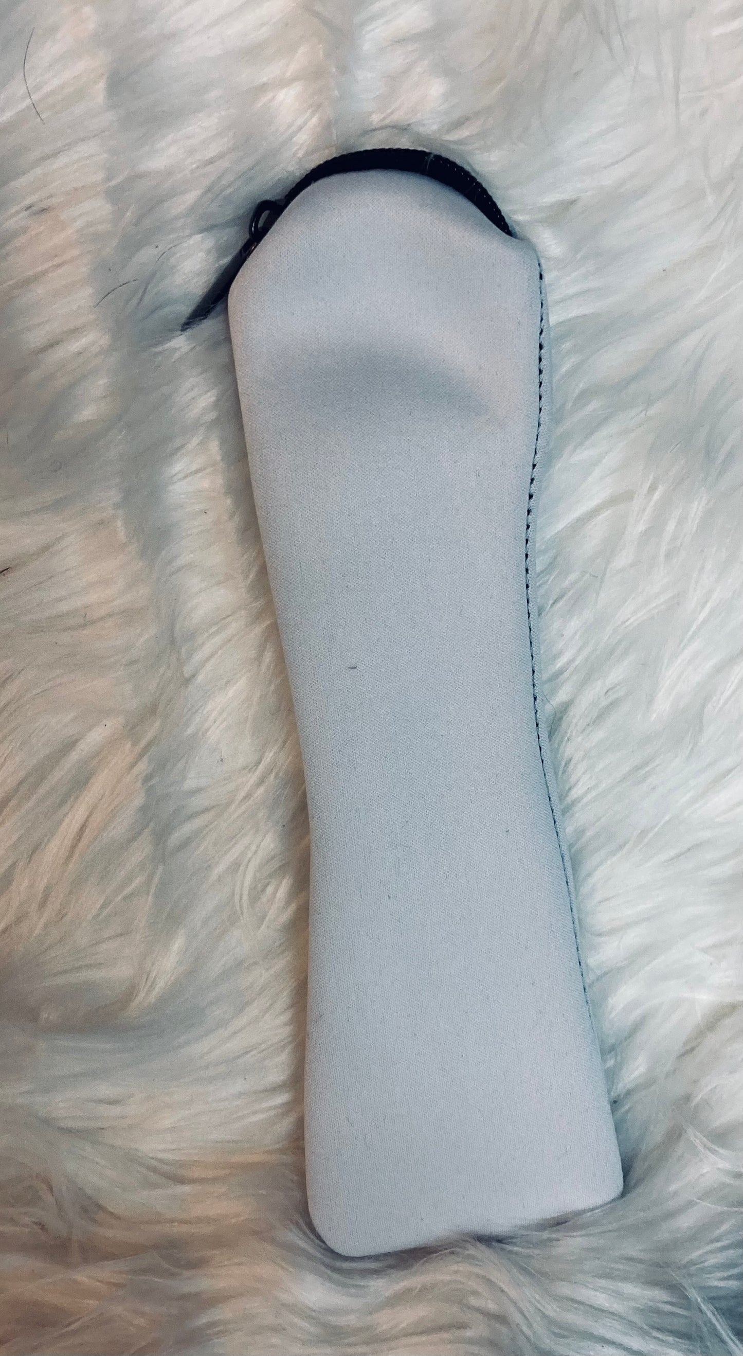 neoprene utensil holder