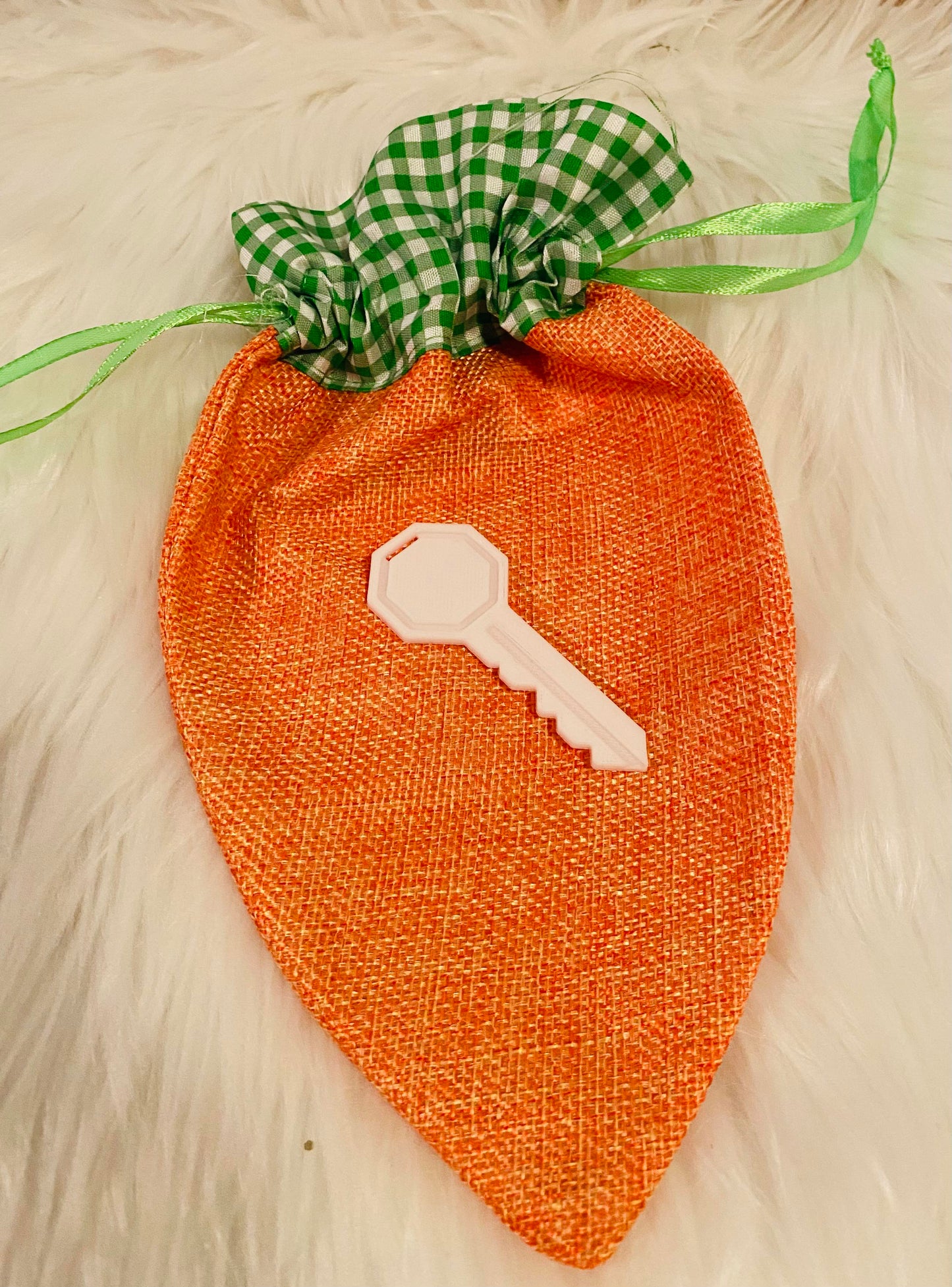 door hanger with bag or key